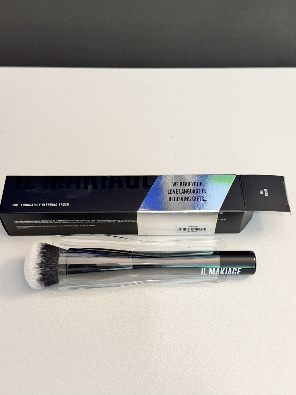 IL Makiage Foundation Brush #100